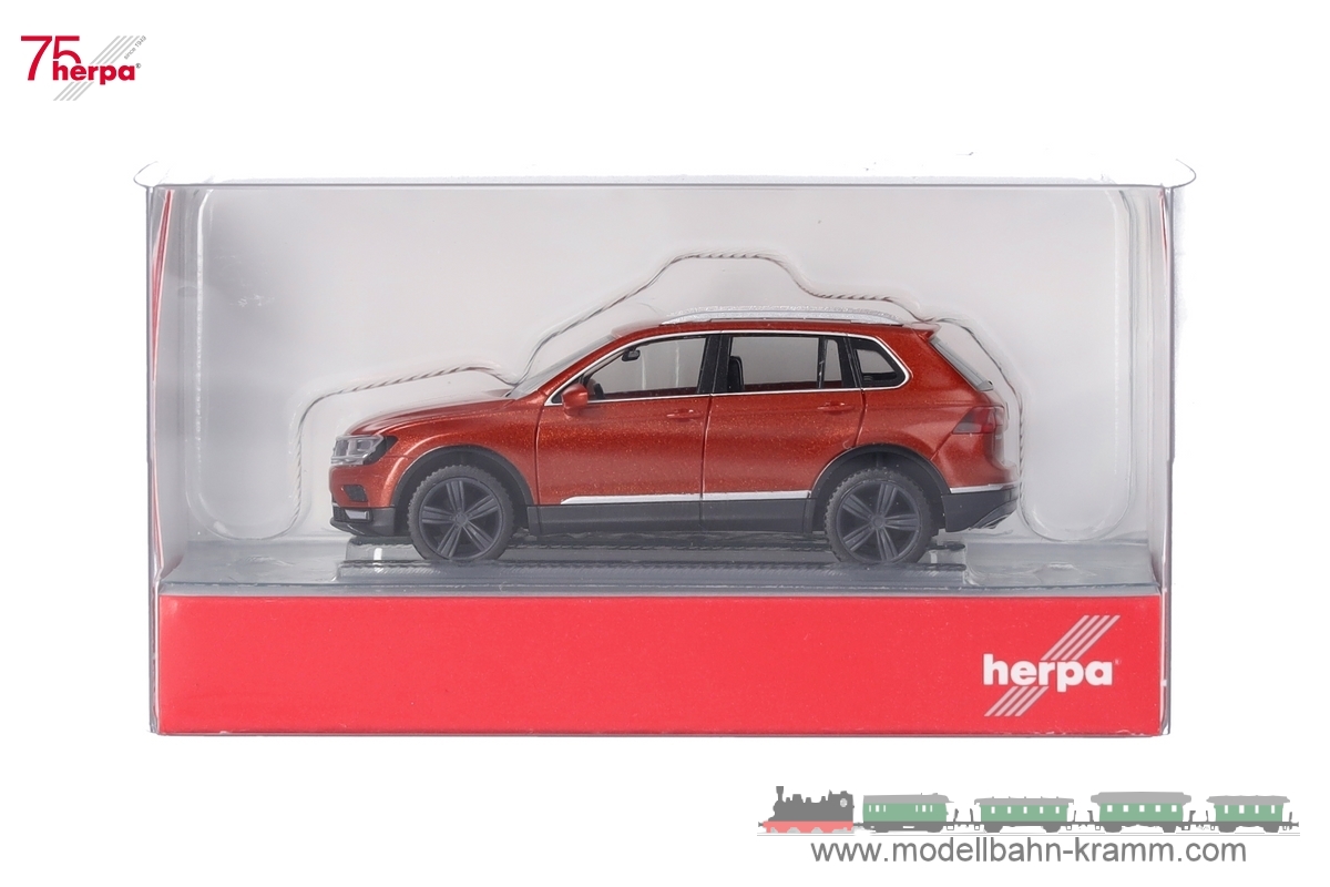 Herpa 038607-007, EAN 4013150352642: 1:87 Volkswagen (VW) Tiguan (AD1), habanero orange metallic