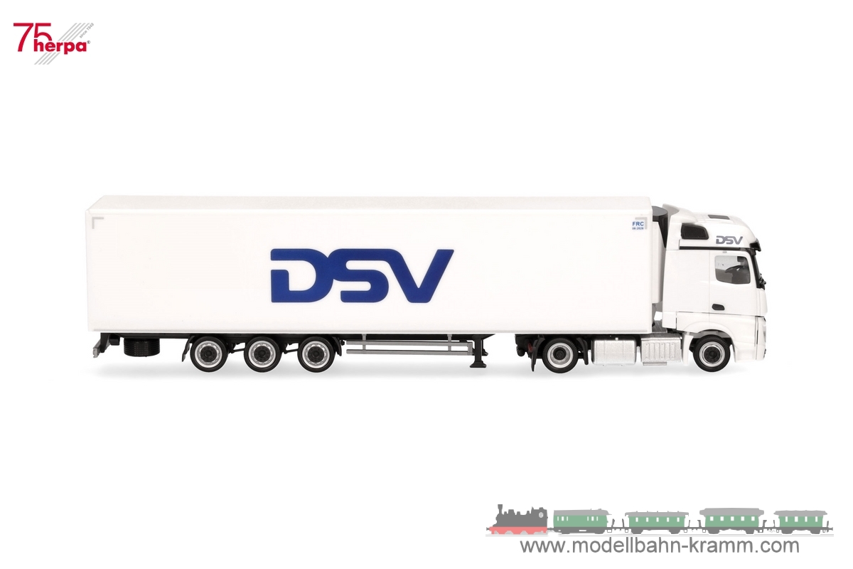 Herpa 318198, EAN 4013150318198: 1:87 Mercedes-Benz Actros Bigspace Lowliner-Kühlkoffer-Sattelzug DSV (Dänemark/Hedehusene)