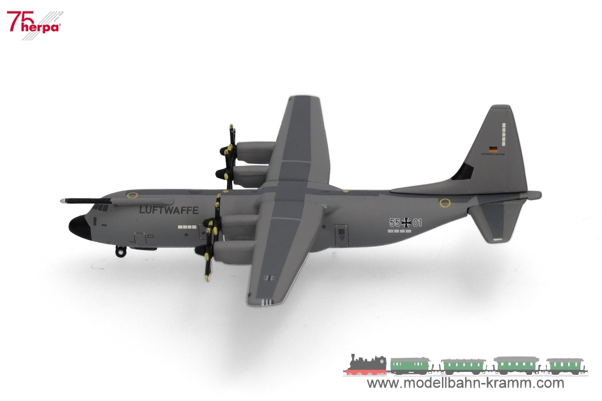 Herpa 537438, EAN 2000075571137: 1:500 Luftwaffe C-130J-30 Super Hercules - Binational Air Transport Squadron