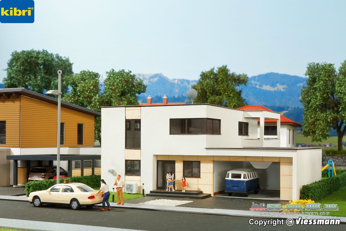 Kibri 38338, EAN 4026602383385: H0 Cube house Anna with balcony - Polyplate kit